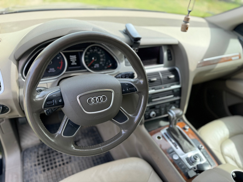 Audi Q7, снимка 8 - Автомобили и джипове - 46224589