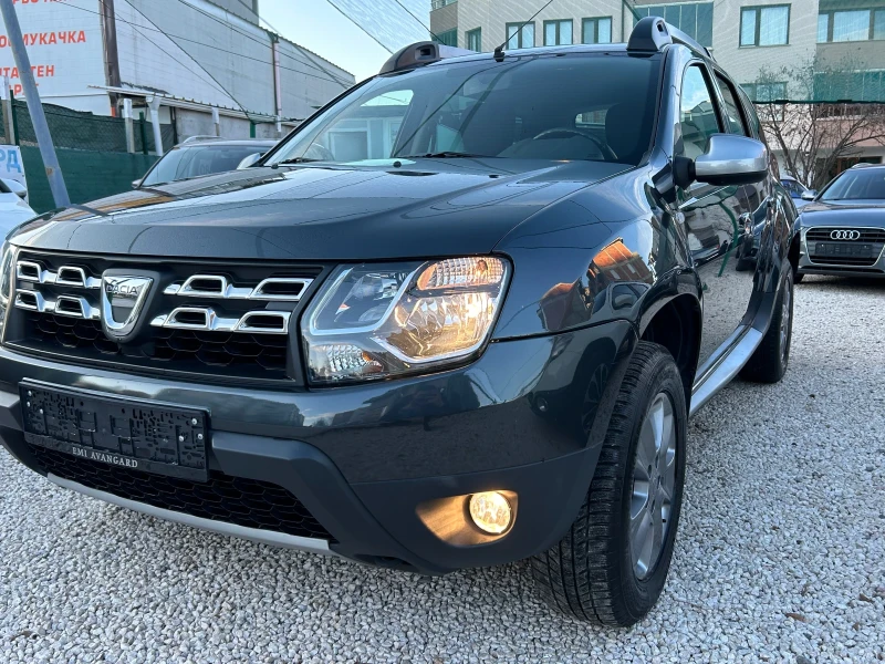 Dacia Duster 1.5 DCI, снимка 14 - Автомобили и джипове - 48632585