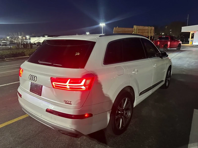 Audi Q7, снимка 2 - Автомобили и джипове - 49314027