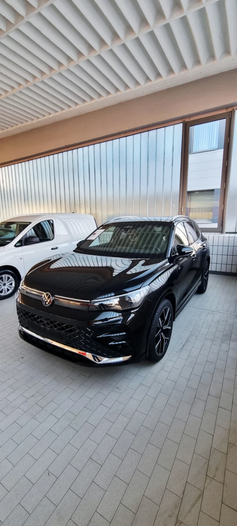 VW Tiguan R LINE 