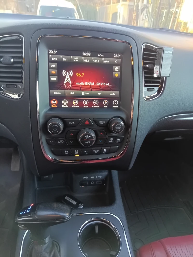 Dodge Durango 5.7. R/T всички екстри за модела, снимка 16 - Автомобили и джипове - 52805878