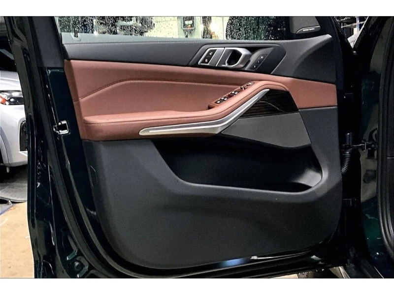 BMW X5 * xDrive40i Edition 25 Jahre * CARFAX * БЕЗ ПЪРВОН, снимка 7 - Автомобили и джипове - 52819403