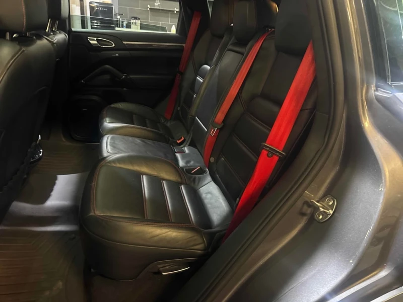 Porsche Cayenne * Turbo * CARFAX * ЦЕНА ДО БГ, снимка 11 - Автомобили и джипове - 53326031