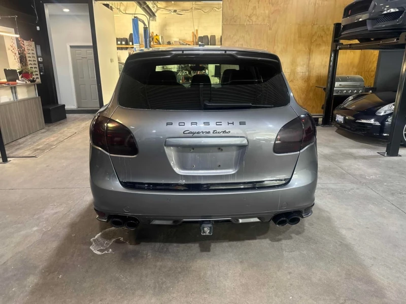 Porsche Cayenne * Turbo * CARFAX * ЦЕНА ДО БГ, снимка 4 - Автомобили и джипове - 53326031