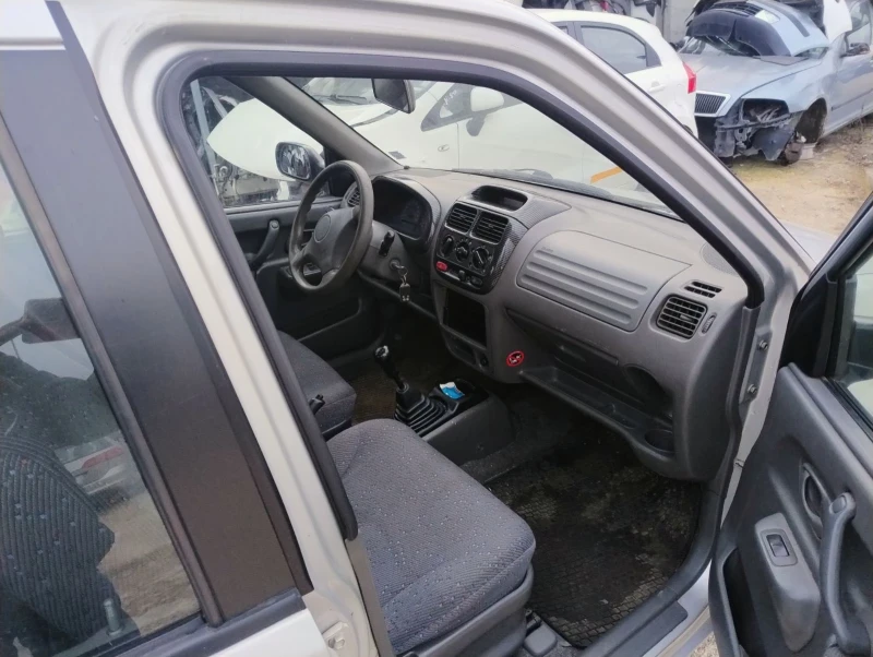 Suzuki Ignis 1.3 i, снимка 5 - Автомобили и джипове - 53491494