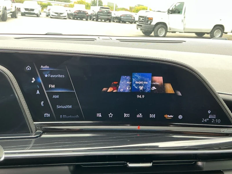 Cadillac Escalade Sport* 4WD* АвтоКредит* (ЦЕНА ДО БГ), снимка 11 - Автомобили и джипове - 53514139