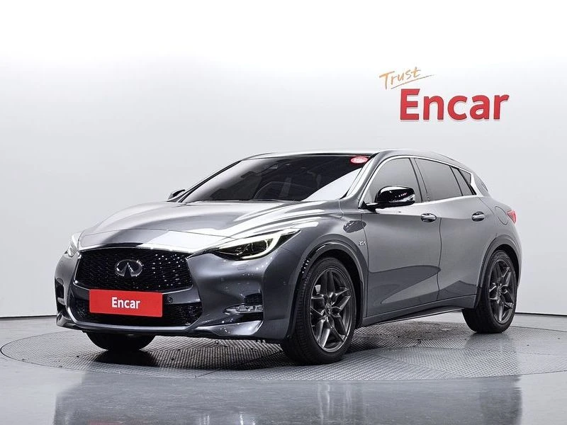 Infiniti Q30 2.0 270920 Automatic