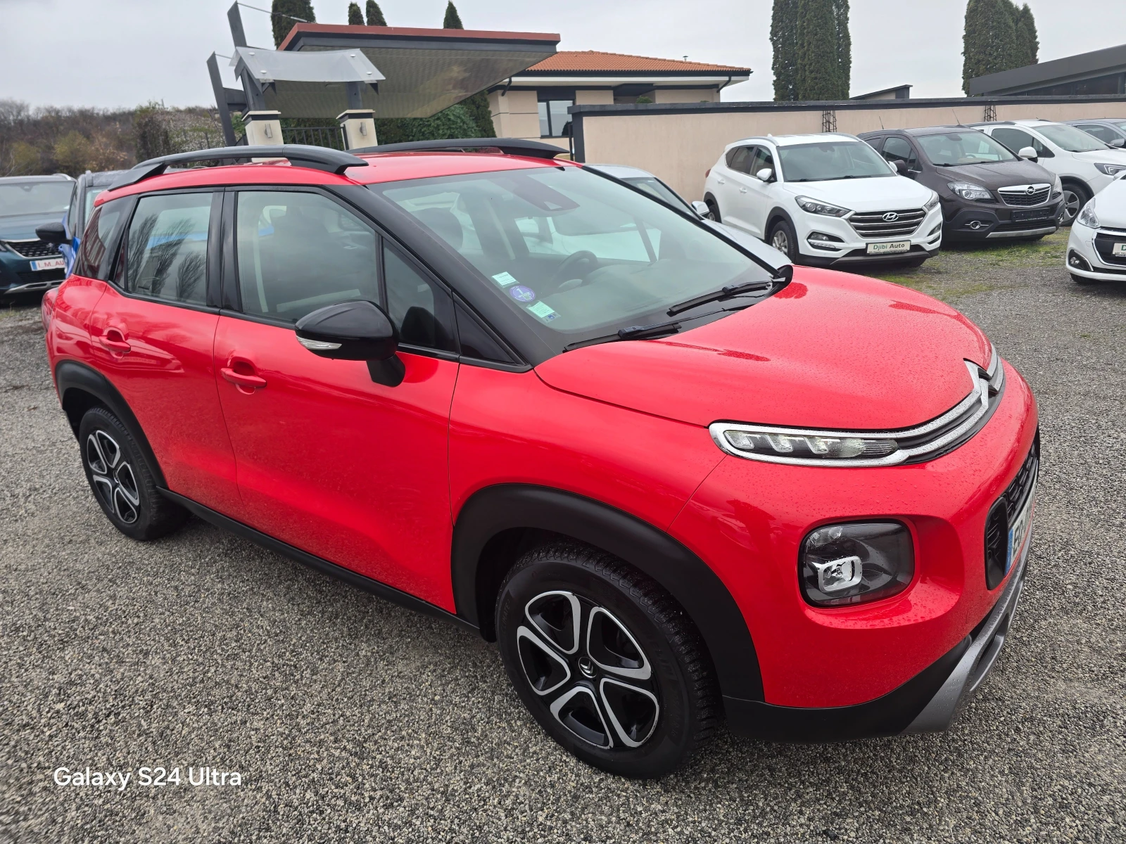 Citroen C3 Aircross 1.2i-110k.c-PureTech Feel - изображение 3