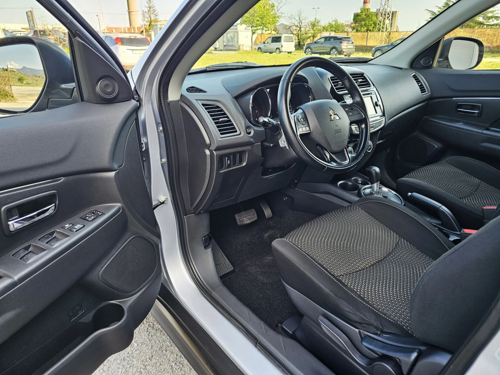 Mitsubishi ASX 2.2 DI-D 4WD Instyle Panoramic - изображение 9