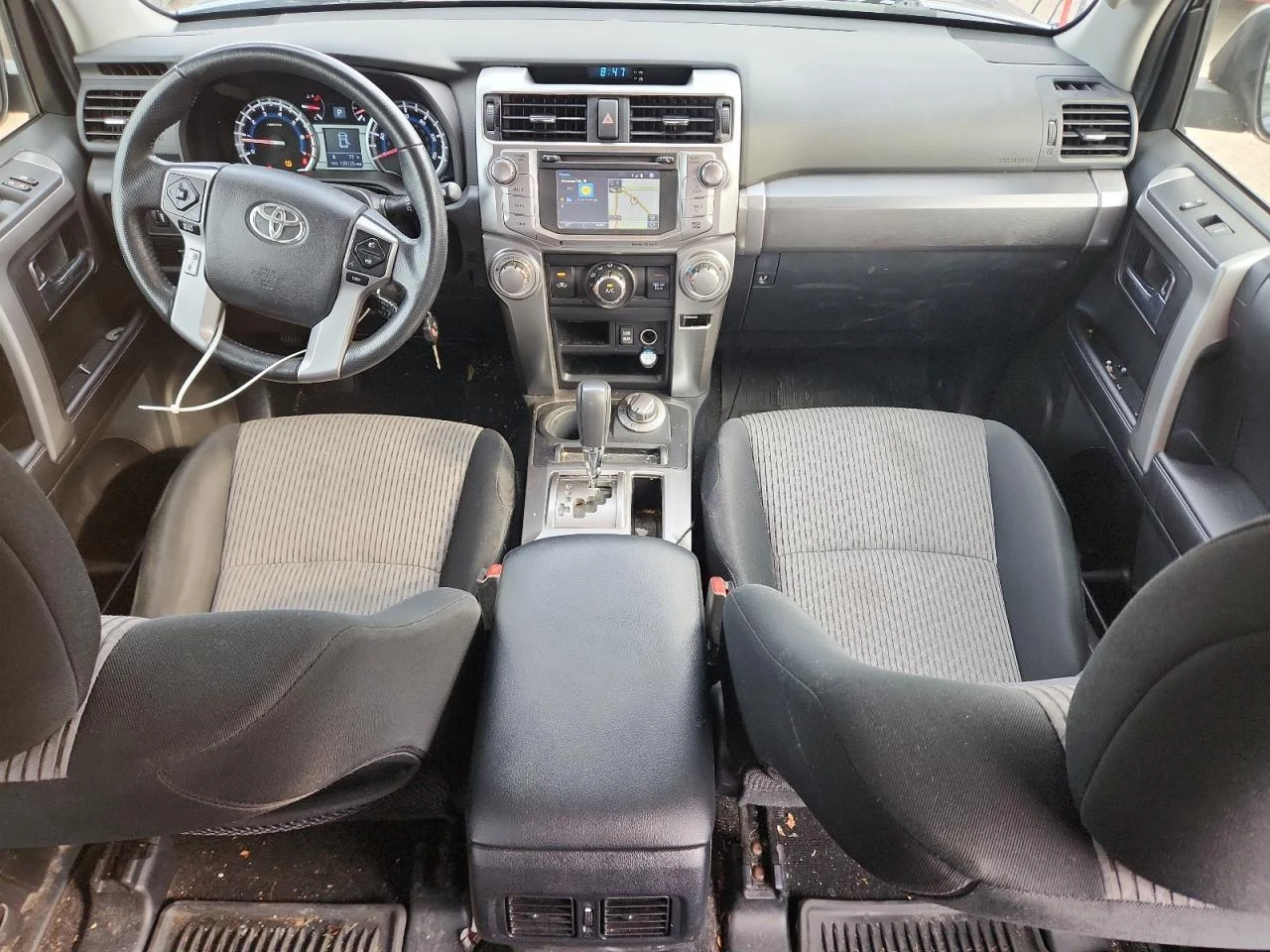 Toyota 4runner SR5 PREMIUM/4X4/ВИДЕО НА МОТОРА - изображение 8