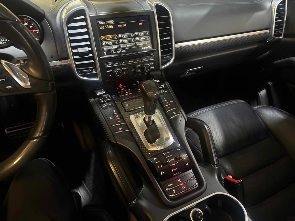 Porsche Cayenne * Turbo * CARFAX * ЦЕНА ДО БГ - изображение 8