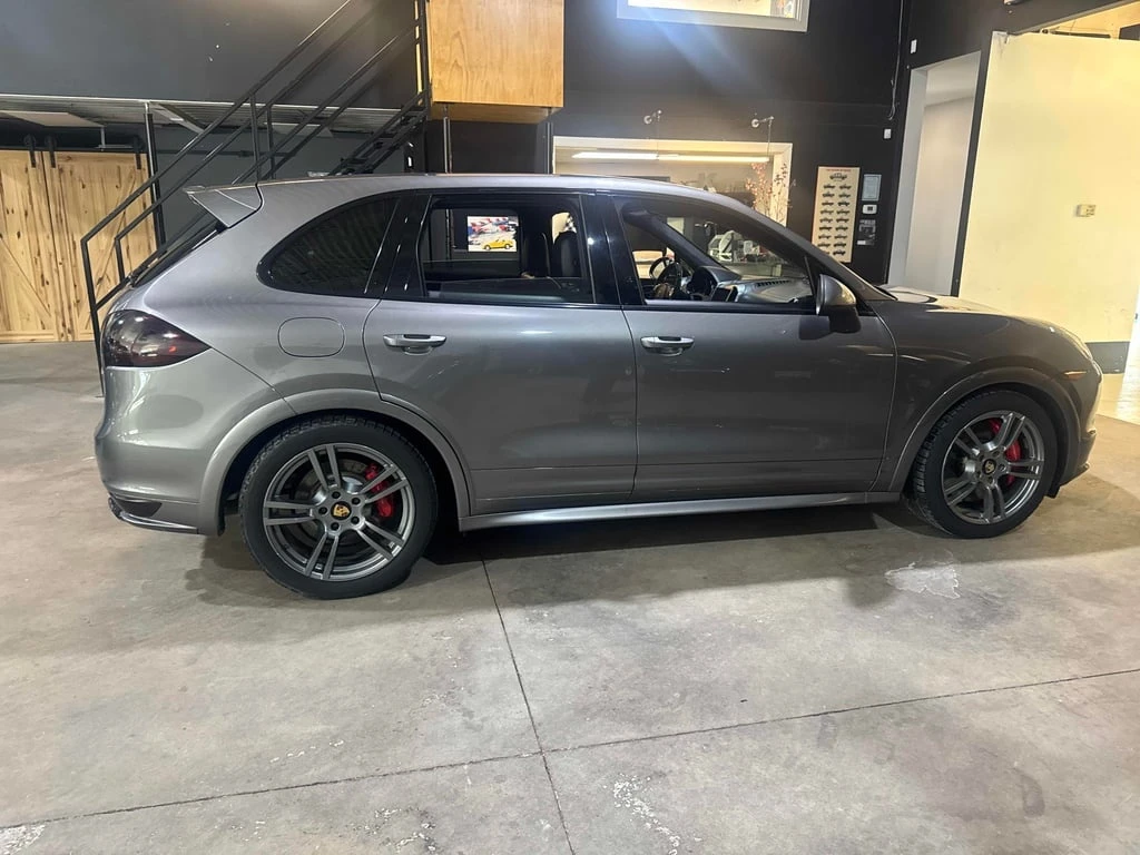 Porsche Cayenne * Turbo * CARFAX * ЦЕНА ДО БГ - изображение 5