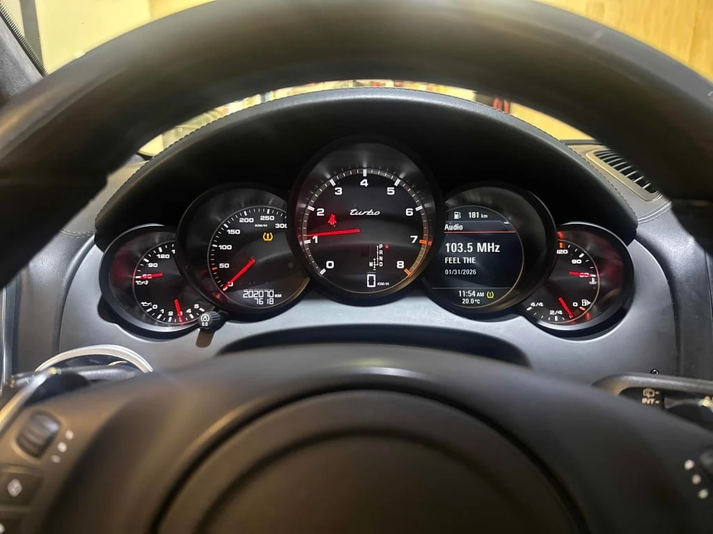 Porsche Cayenne * Turbo * CARFAX * ЦЕНА ДО БГ - изображение 9