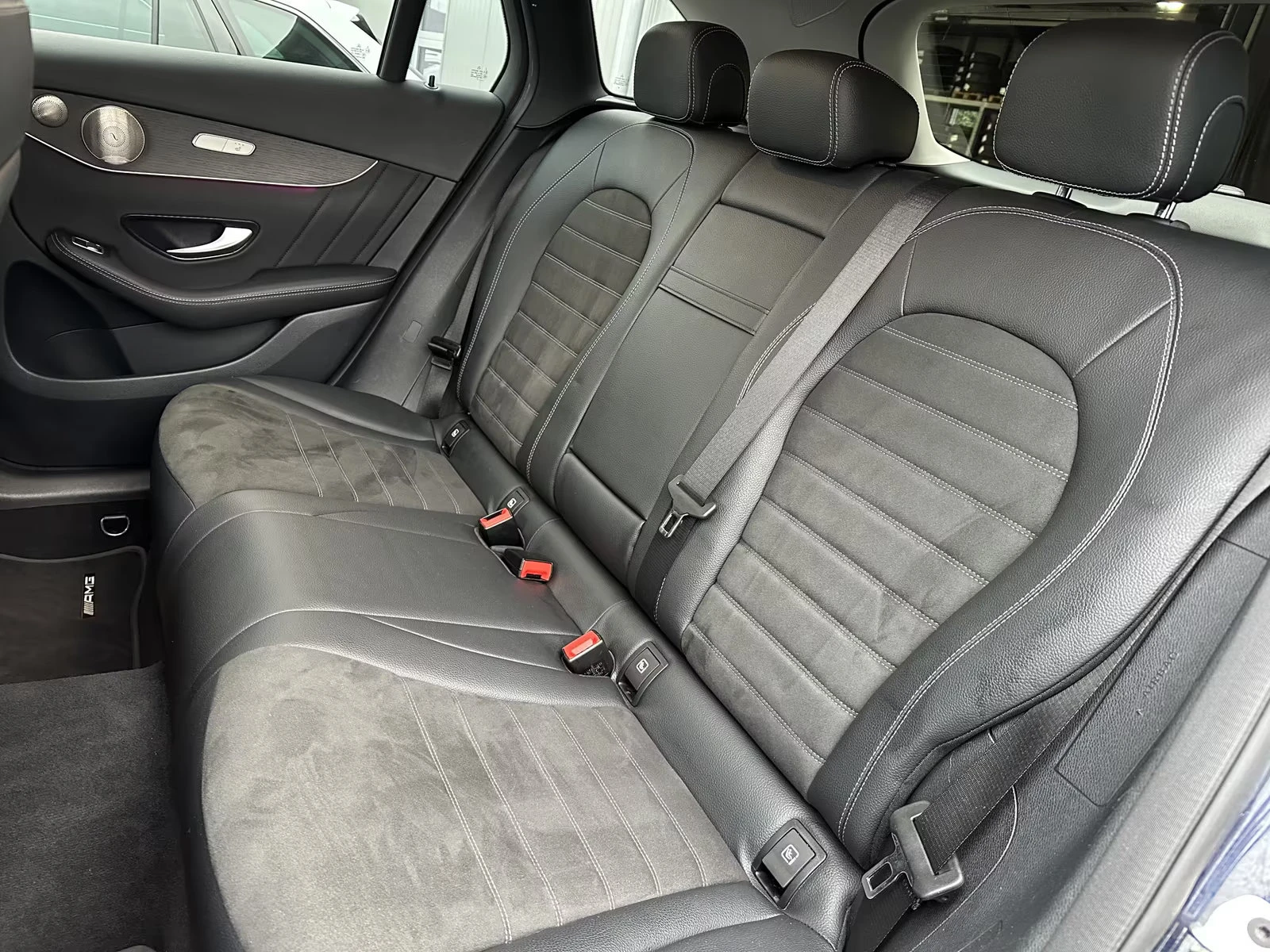 Mercedes-Benz GLC 220 d/4MATIC/194HP/AMG-LINE/DISTR./BURM/HUD/MEMO/850g - изображение 10