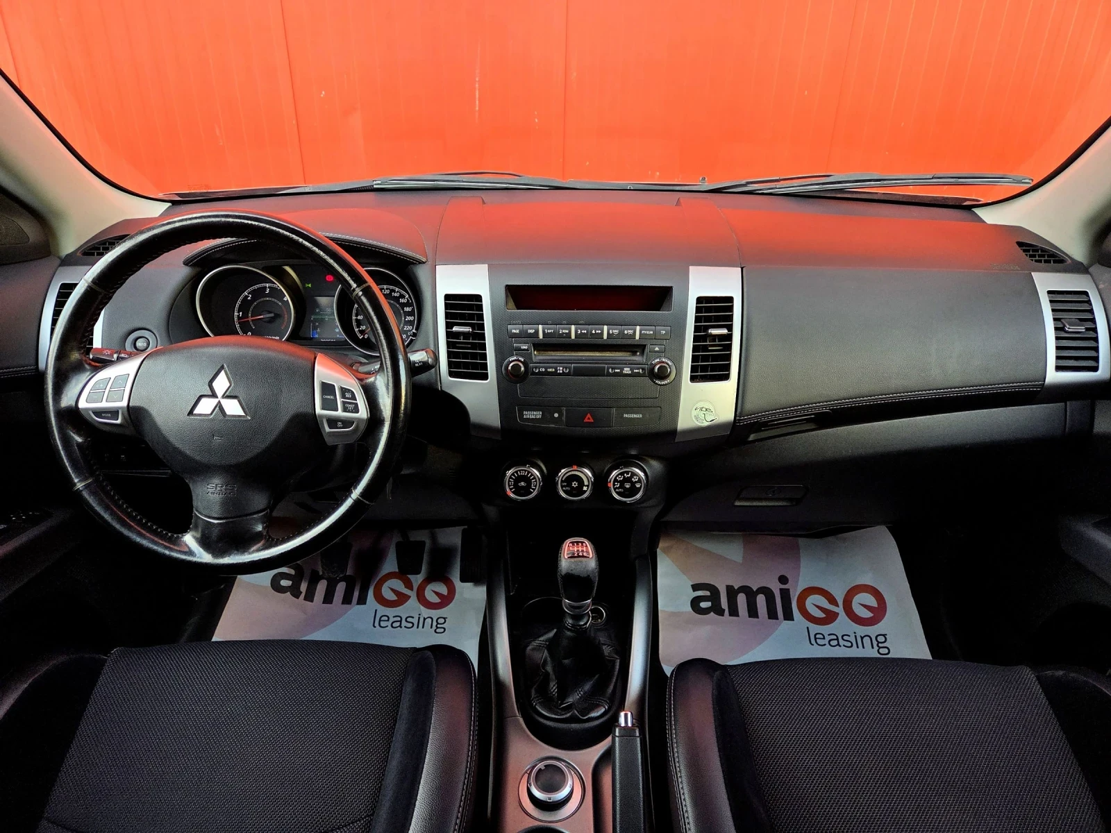 Mitsubishi Outlander 2.2 DiD 4x4, снимка 11 - Автомобили и джипове - 53727541