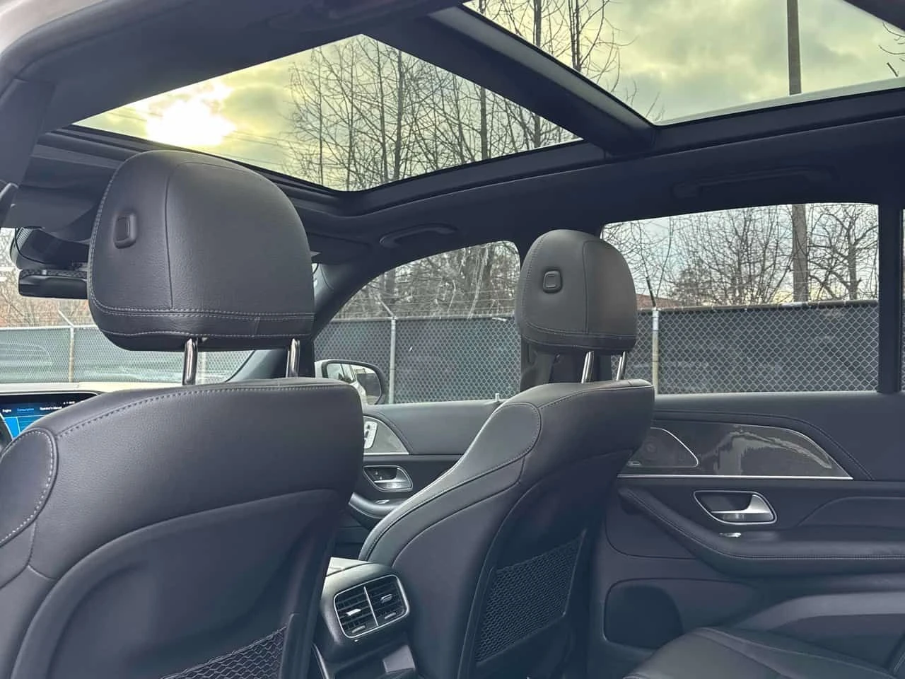 Mercedes-Benz GLE * 350 * CARFAX * ЦЕНА ДО БГ, снимка 13 - Автомобили и джипове - 53953783