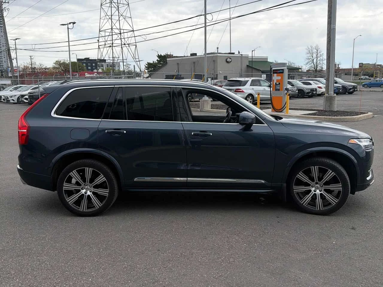 Volvo Xc90 Inscription/КЛИП/ПОДГРЕВ/ПАНО/ /CARFAX/ФИНАНСИРАНЕ, снимка 4 - Автомобили и джипове - 54580416