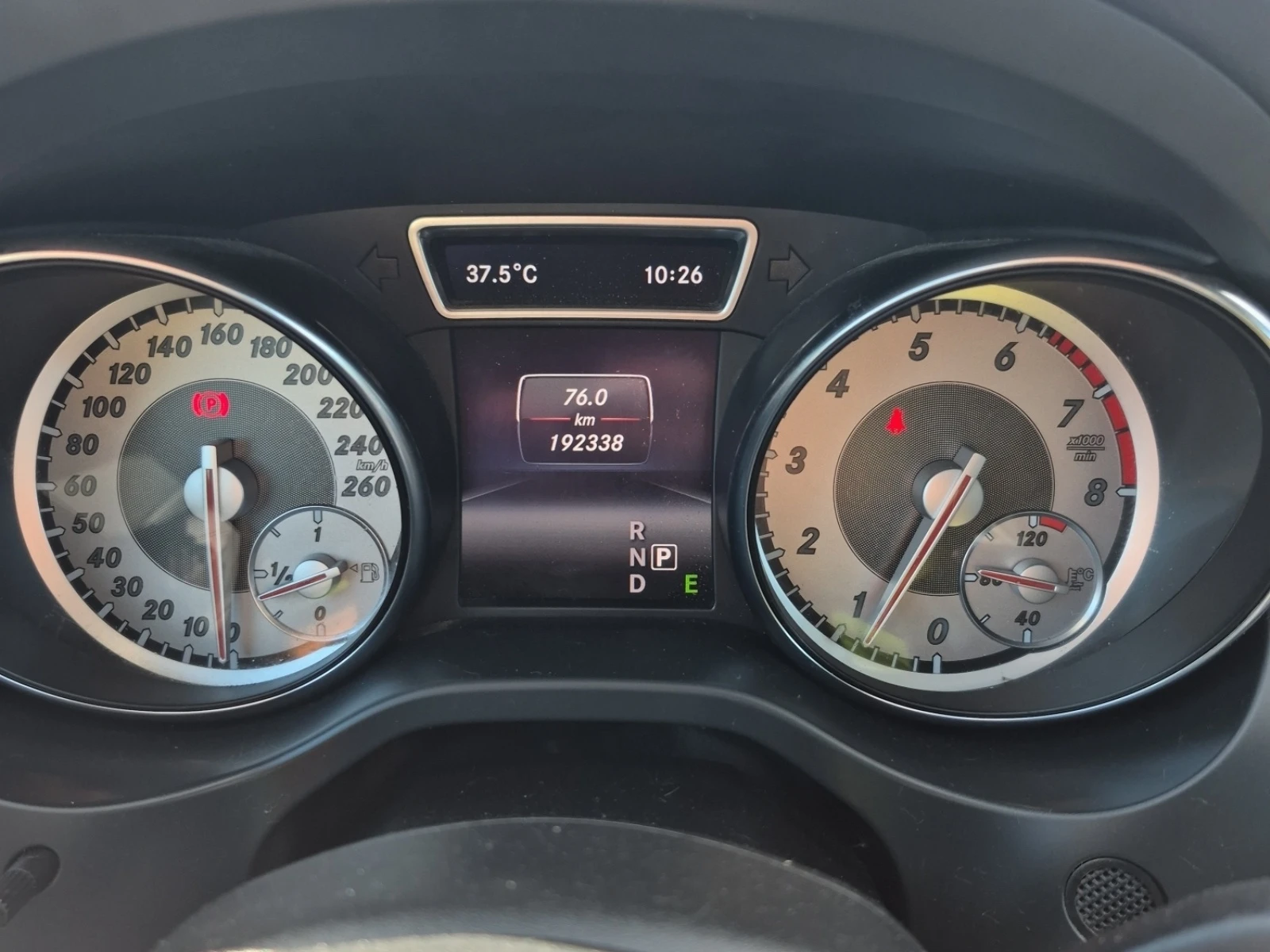 Mercedes-Benz GLA 250 AMG * ПОДГРЕВ * КАМЕРА * BLIND SPOT * CARFAX * , снимка 7 - Автомобили и джипове - 55133250