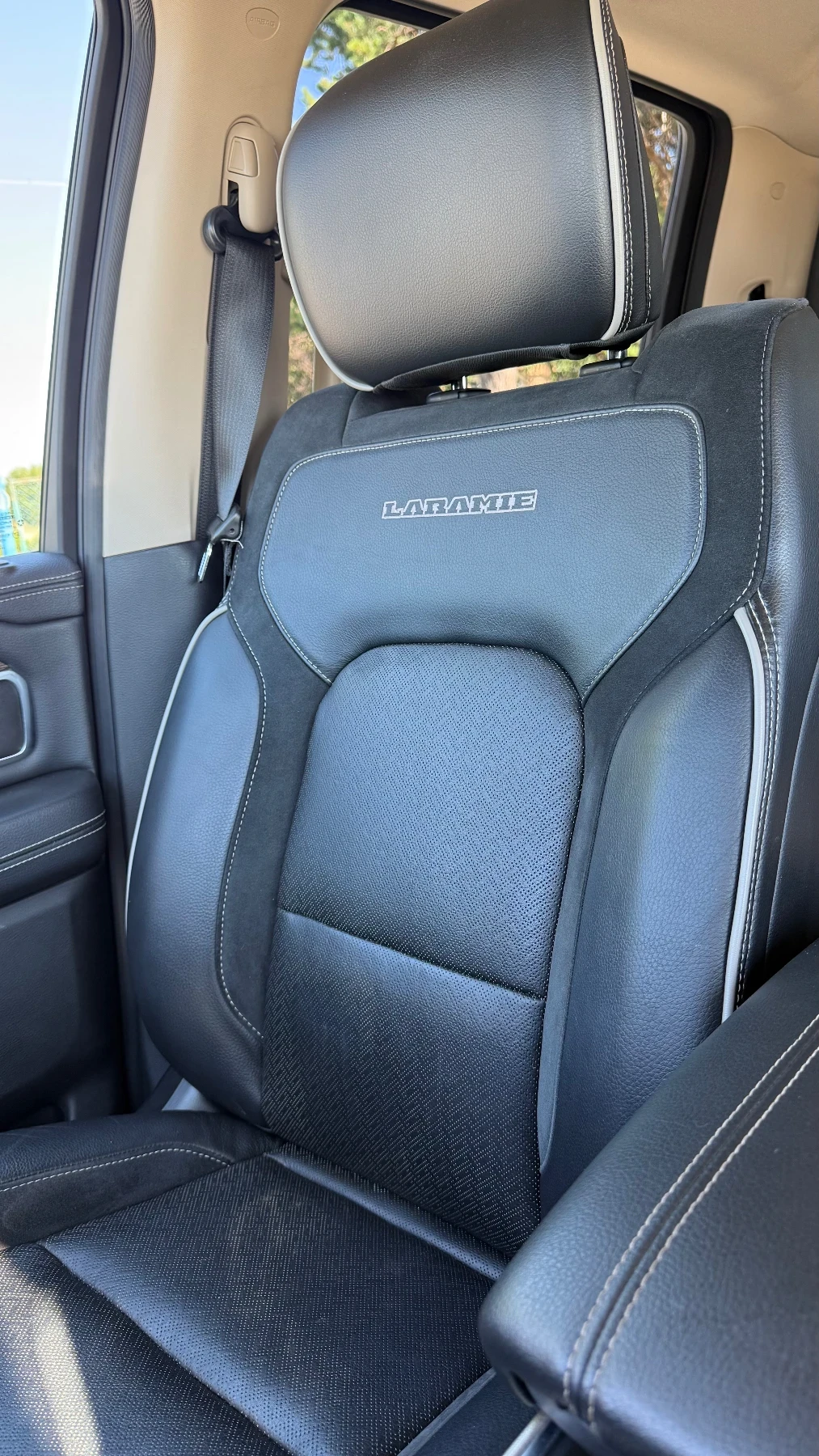 Dodge RAM 1500 Laramie - 5.7 HEMI, V8 - ��� - Hardtop - �������� | Mobile.bg � ����������� 15