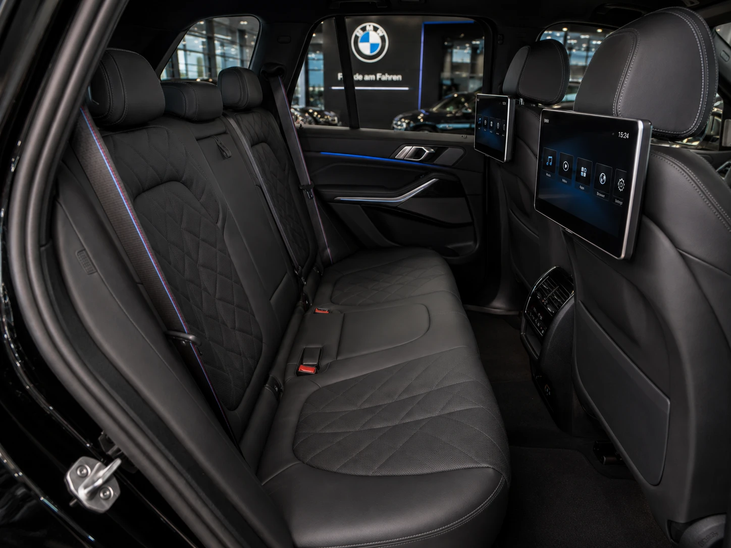 BMW X5 M60i* XDRIVE* CARBON* 3XTV* ГАРАНЦИЯ* ОЧАКВАН ВНОС, снимка 6 - Автомобили и джипове - 55603028