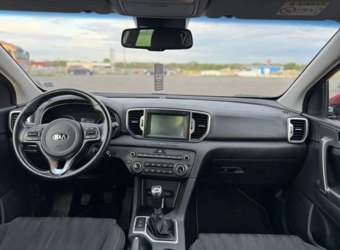 Kia Sportage, снимка 11 - Автомобили и джипове - 55785180