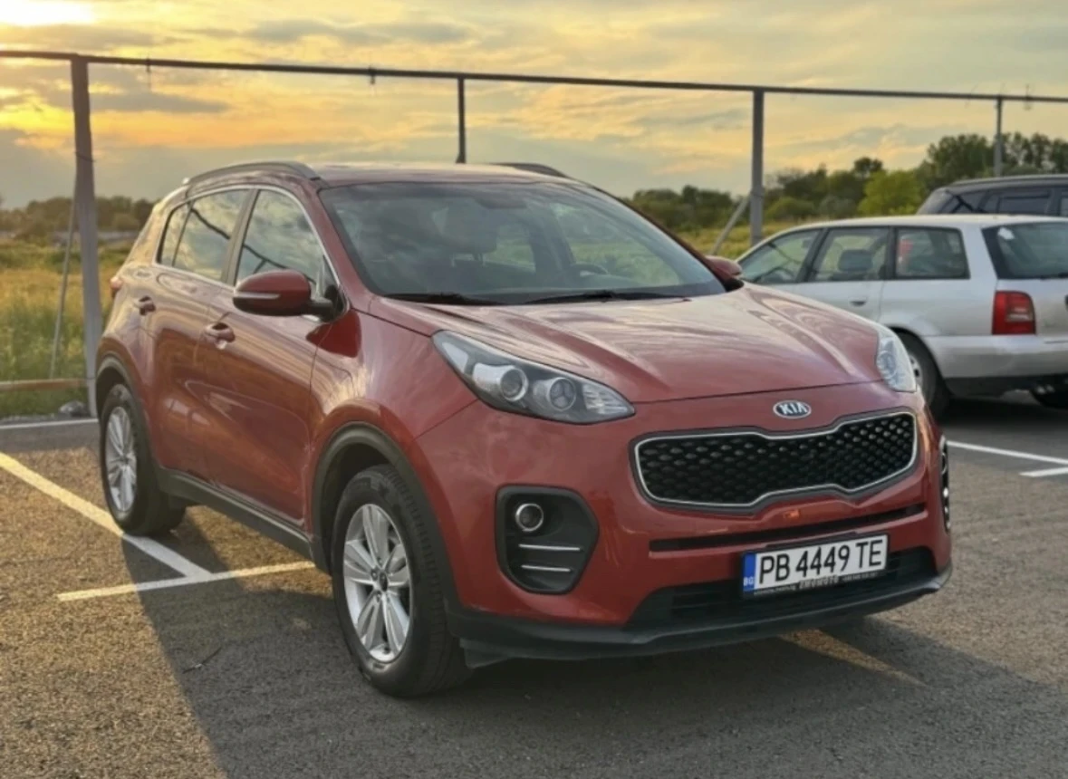 Kia Sportage, снимка 3 - Автомобили и джипове - 55785180