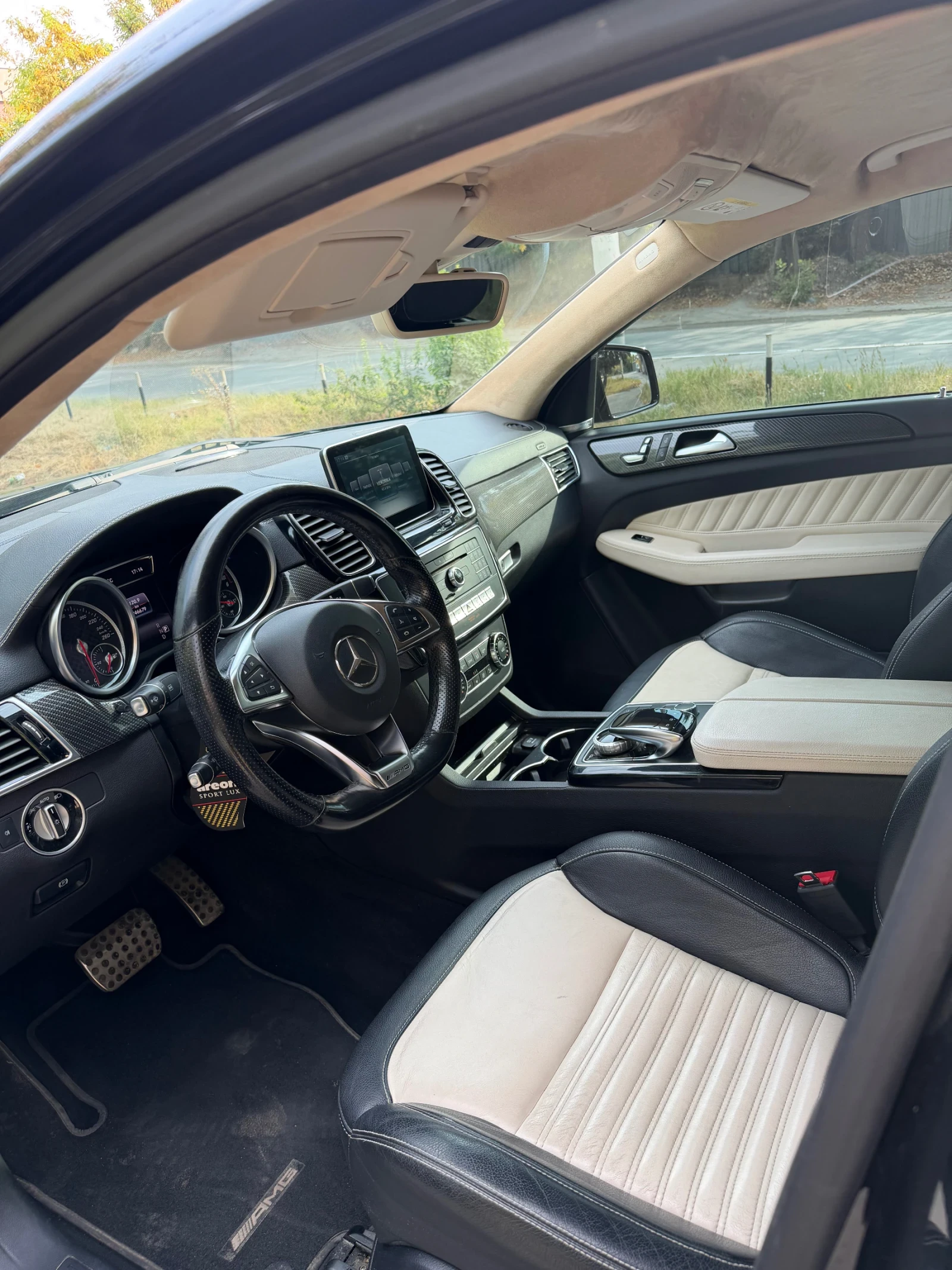 Mercedes-Benz GLE, снимка 10 - Автомобили и джипове - 56120571