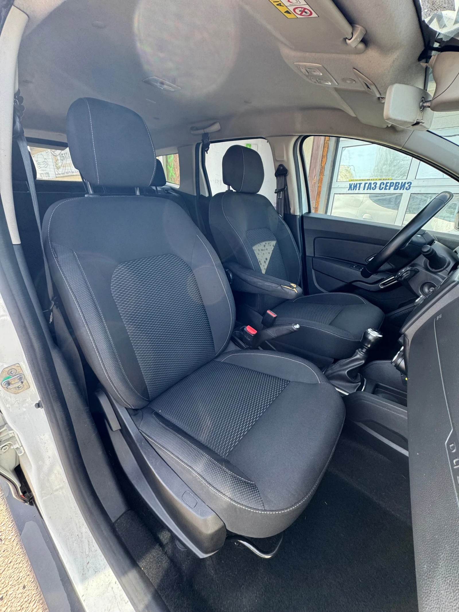Dacia Duster 1.5 dCi  | Mobile.bg � ����������� 12