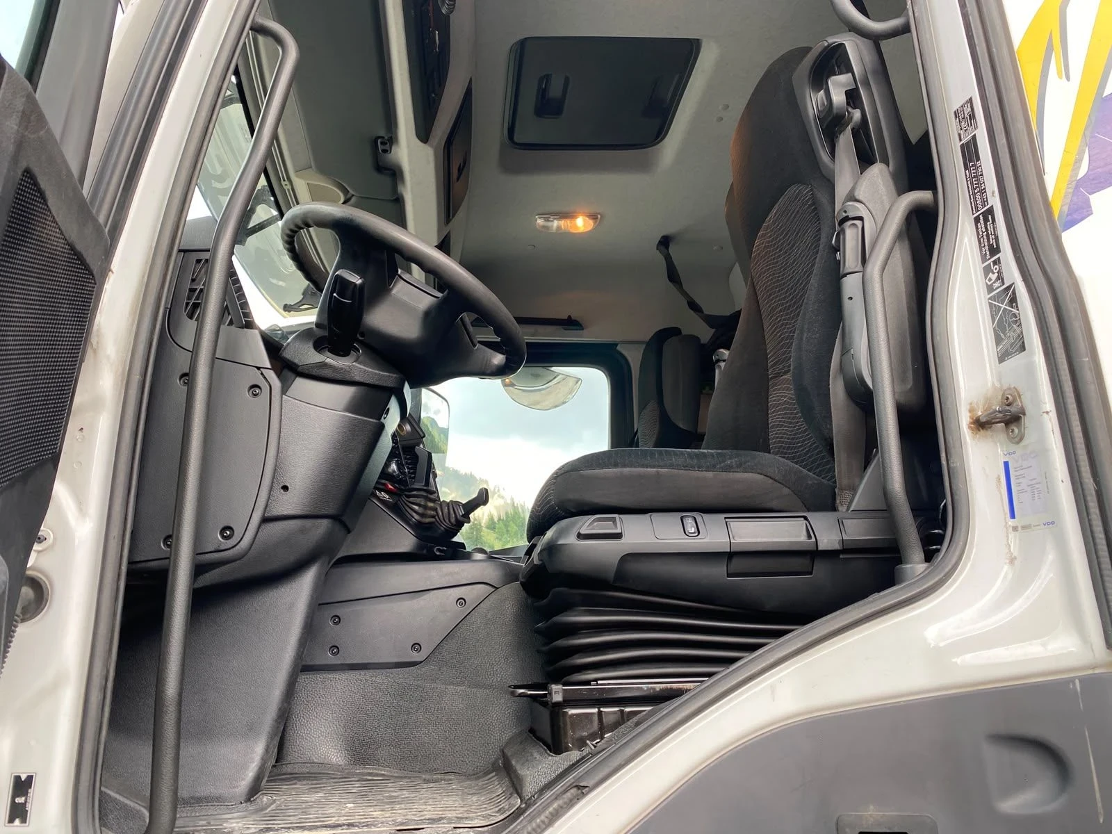 Mercedes-Benz Arocs 33 51 EURO 6 6X6 Целият на ресьор, снимка 3 - Камиони - 55889076