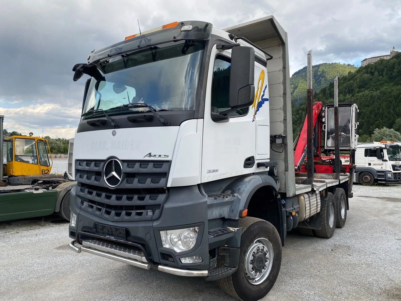 Mercedes-Benz Arocs 33 51 EURO 6 6X6 Целият на ресьор, снимка 2 - Камиони - 55889076