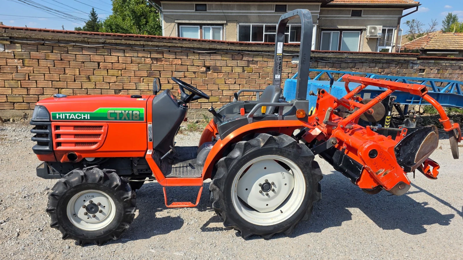 Трактор Kubota GB180 (CTX18) с фреза, 4х4, 18 кс, АграБГ Джолев, снимка 2 - Селскостопанска техника - 5227315