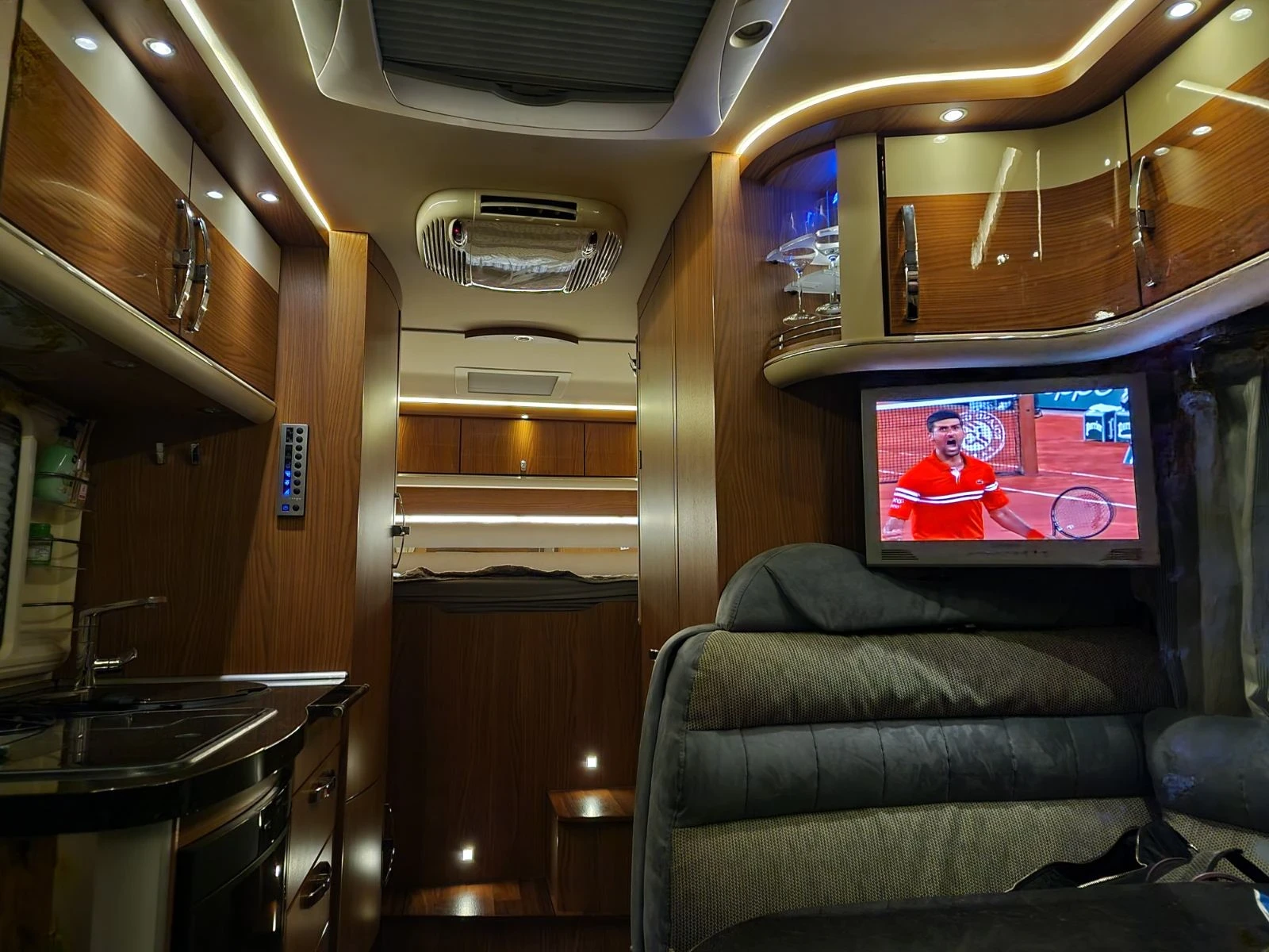 Кемпер HYMER / ERIBA 514sl star edition - изображение 5