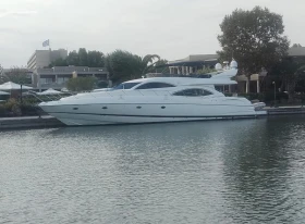 ����� �� �������� �� ������� ���� Sunseeker 74 manhattan 