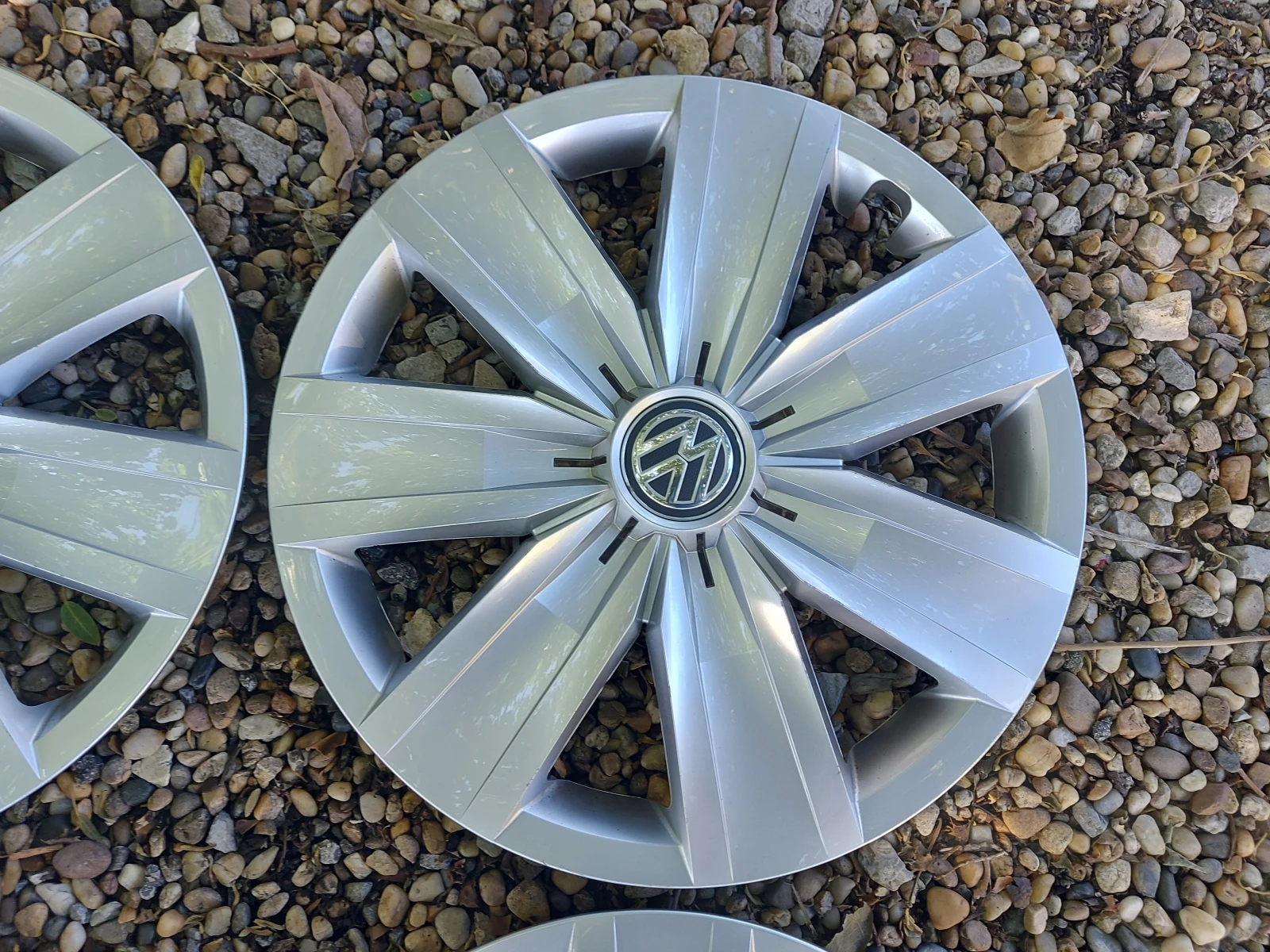 ������ 16 ���� ��VW T-ROC | Mobile.bg � ����������� 4
