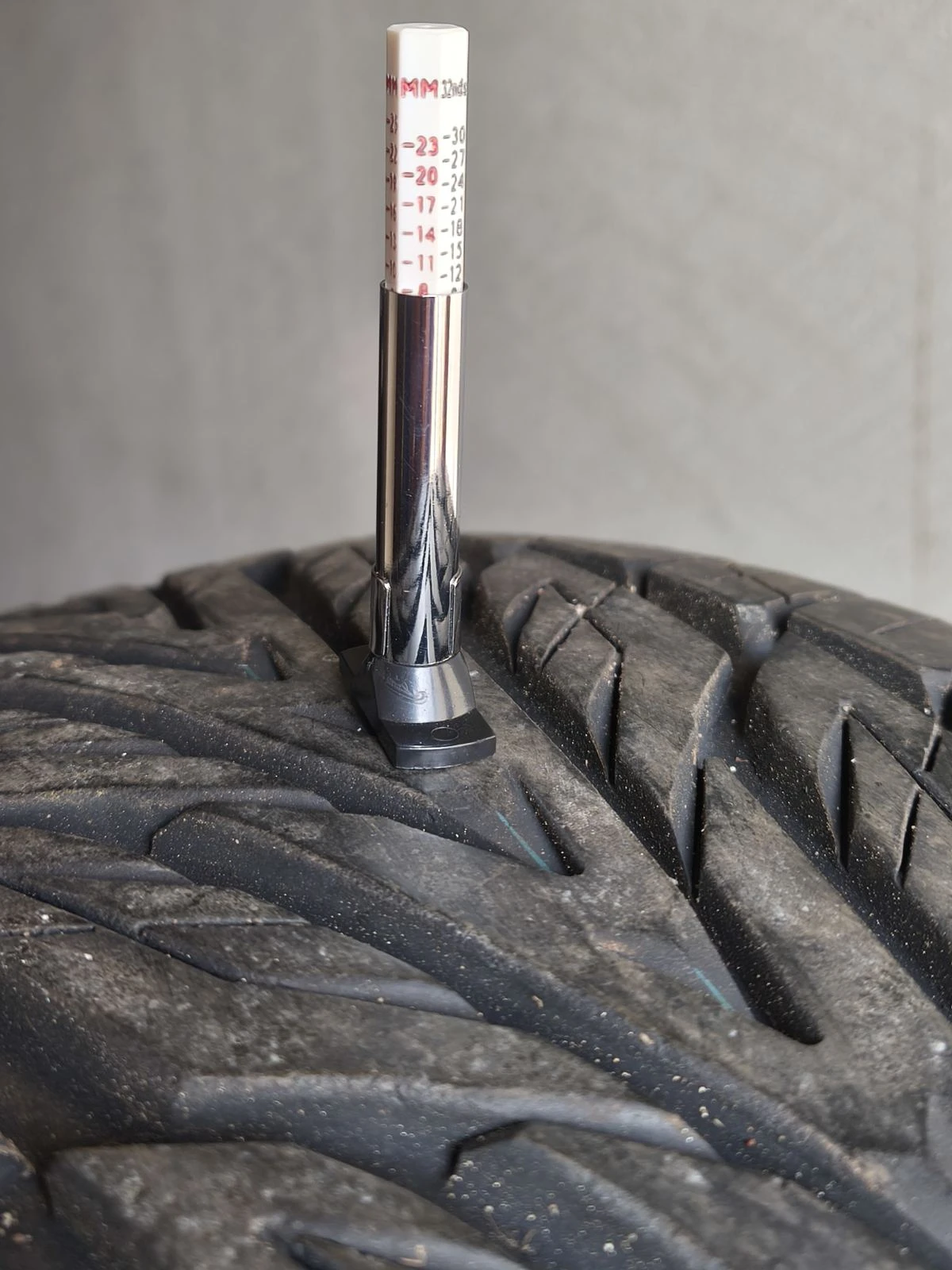 ���� 235/65R17 | Mobile.bg � ����������� 8