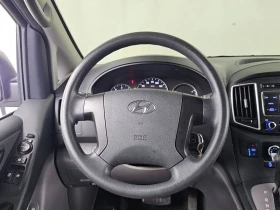 Hyundai Starex 2.5 Automatic, снимка 13