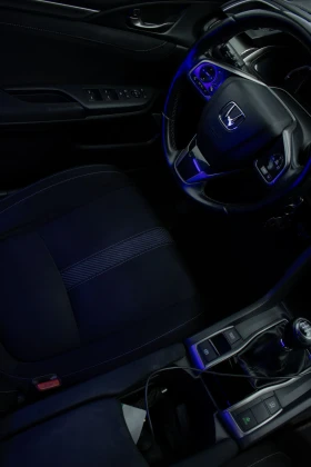 Обява за продажба на Honda Civic 1.5i TURBO-SPORT/FULL NAVI/БЕЗ ЩЕТИ ~37 250 лв. - изображение 11
