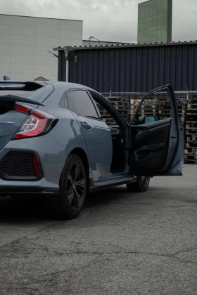 Обява за продажба на Honda Civic 1.5i TURBO-SPORT/FULL NAVI/БЕЗ ЩЕТИ ~37 250 лв. - изображение 6