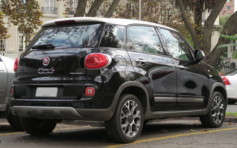 Fiat 500L БЕНЗИН 0.900, снимка 3 - Автомобили и джипове - 30680072