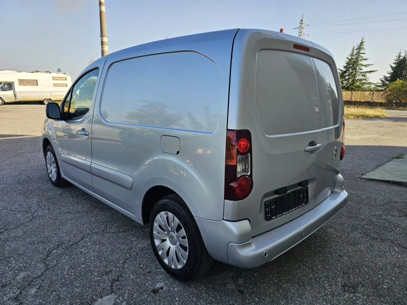 Citroen Berlingo 1.6 HDI 2+ 1м. 114к.с., снимка 5 - Автомобили и джипове - 47463900