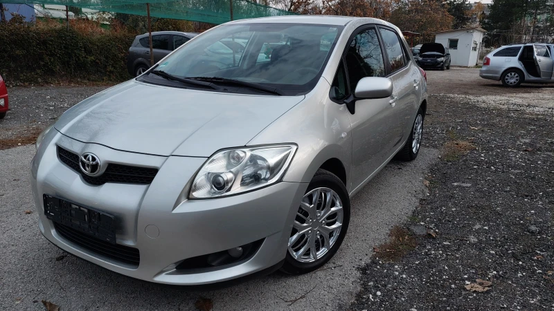 Toyota Auris 1.6 VVT-I, снимка 1 - Автомобили и джипове - 48043797