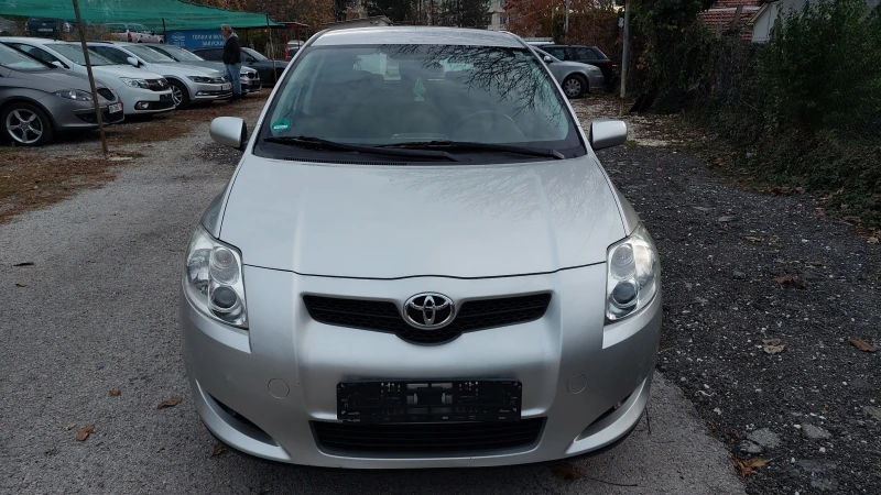 Toyota Auris 1.6 VVT-I, снимка 4 - Автомобили и джипове - 48043797