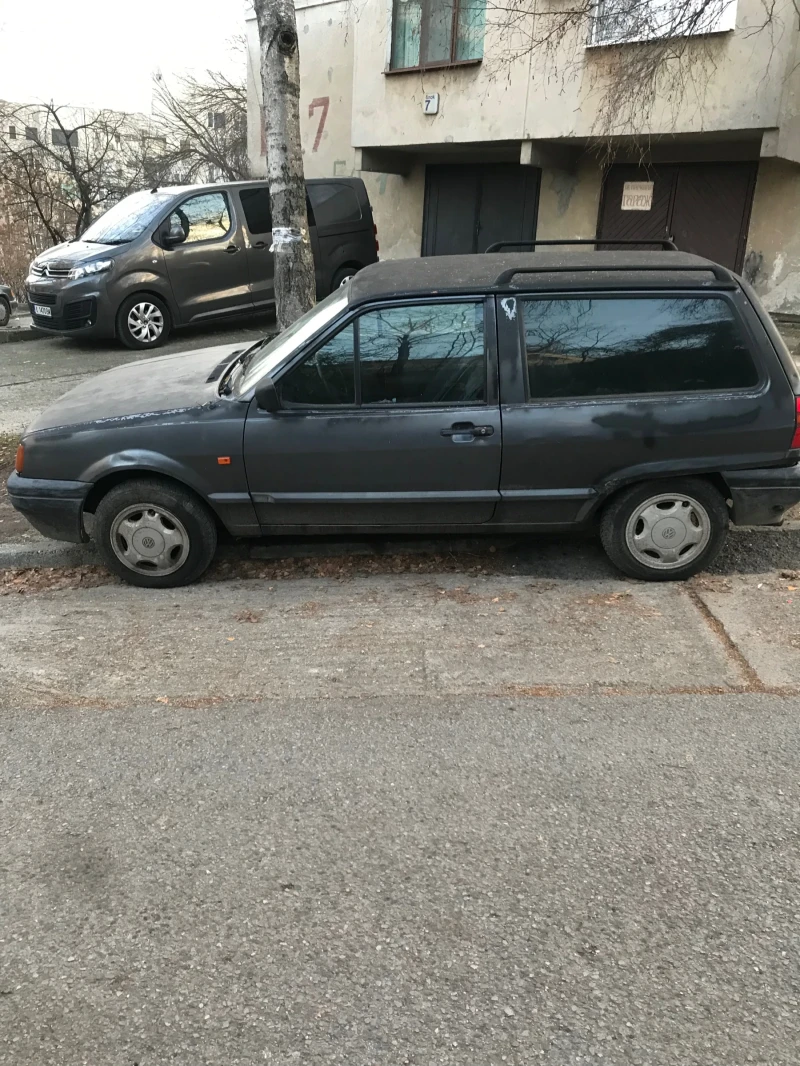 VW Polo, снимка 3 - Автомобили и джипове - 48406535