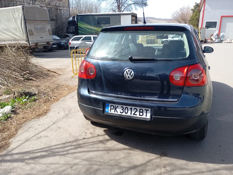 VW Golf 1.6 i, снимка 5 - Автомобили и джипове - 49494915