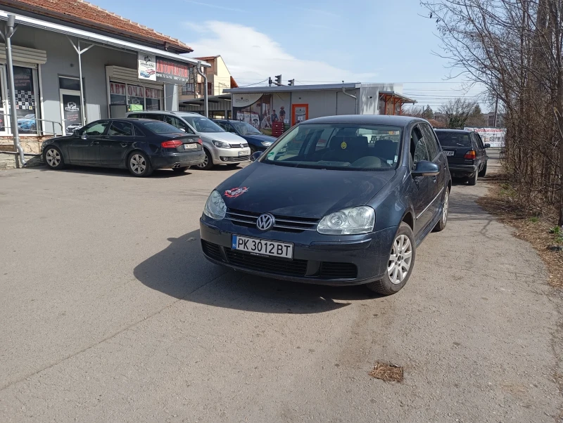 VW Golf 1.6 i, снимка 3 - Автомобили и джипове - 49494915