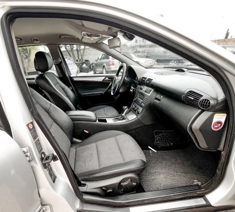 Mercedes-Benz C 200 Avtomat Avangarde  Face , снимка 11 - Автомобили и джипове - 52639180