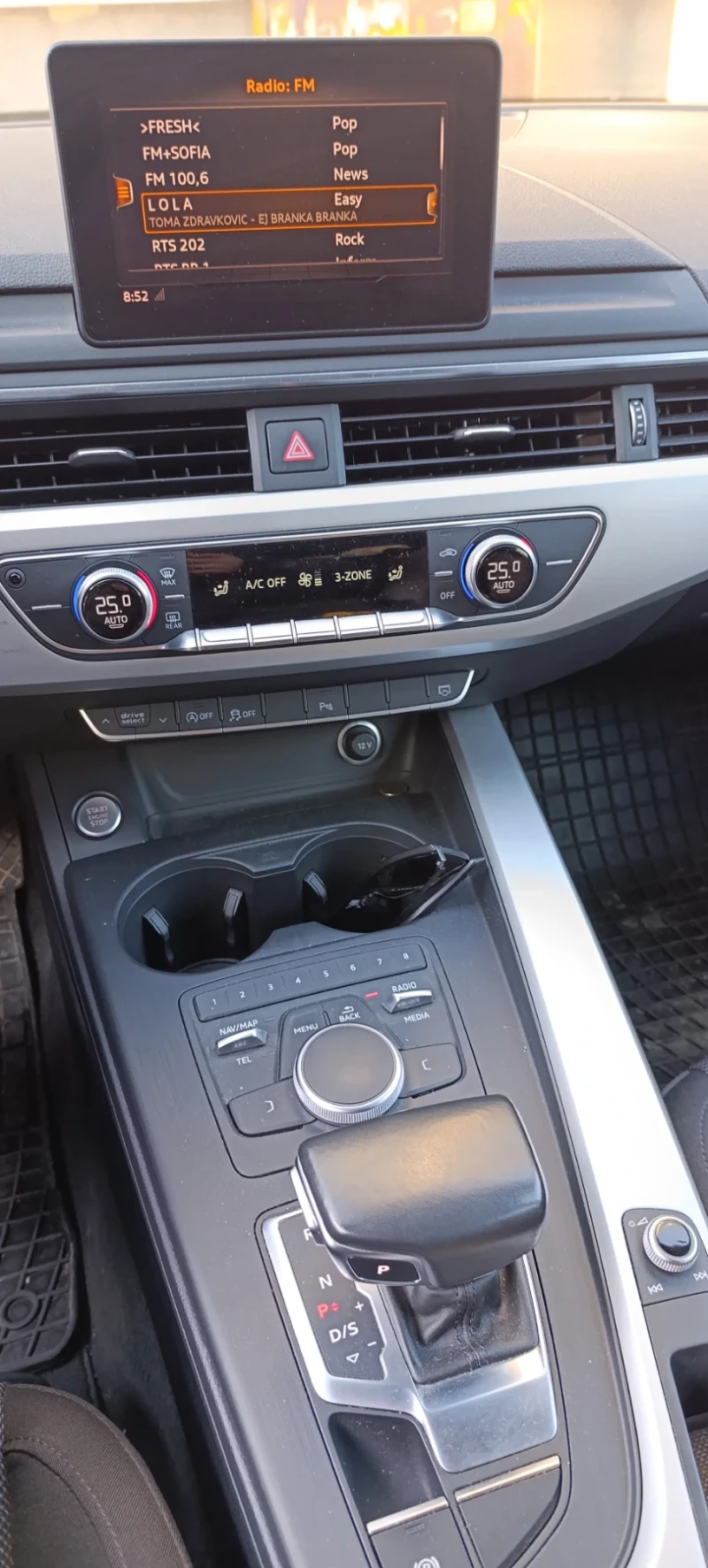 Audi A4 A4B9Avant, снимка 6 - Автомобили и джипове - 53014835