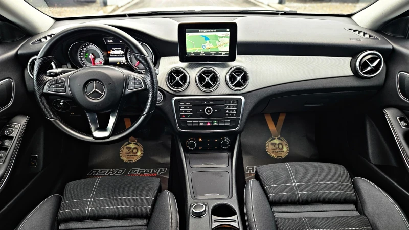 Mercedes-Benz CLA 200 AMG/FACE/GERMANY/DISTRONIC/CAMERA/AMBIENT/F1/LIZIN, снимка 9 - Автомобили и джипове - 53021878