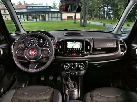 Fiat 500L БЕНЗИН 0.900, снимка 4 - Автомобили и джипове - 30680072