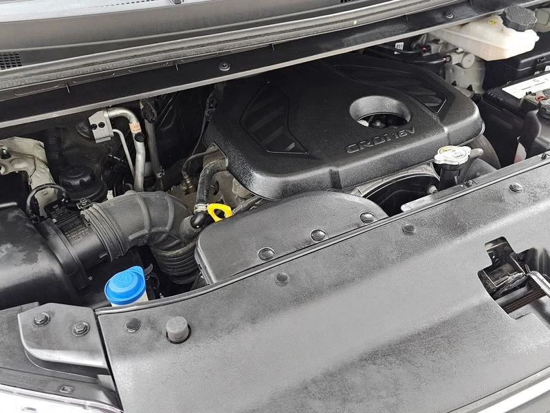Hyundai Starex 2.5 Automatic, снимка 6 - Автомобили и джипове - 55948272